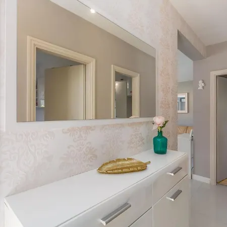 Apartment Strandnahe, Ruhige Sara Funtana
